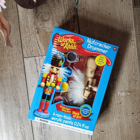 NIB Works of Ahhh... Nutcracker Drummer Real Wood Painting Kit Ages 5+ - Picture 5 of 10